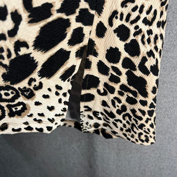 Attitudes by Renee Long Sleeve V-neck Tunic Textured Knit Leopard, Medium - Picture 8 of 9